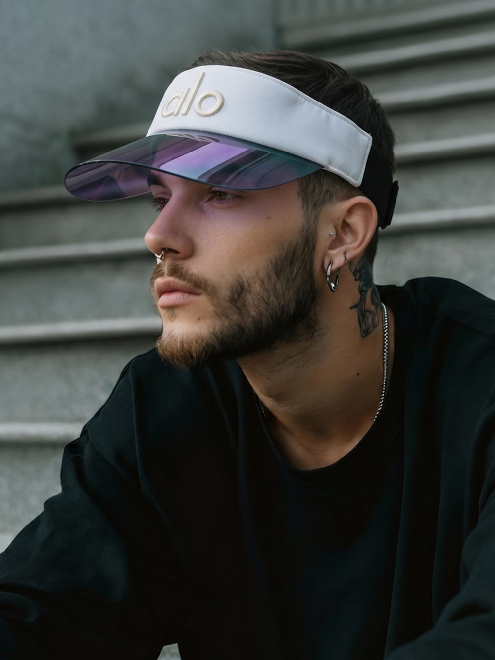 ALO Yoga White Visor with Iridescent Brim - Picture 5 of 16